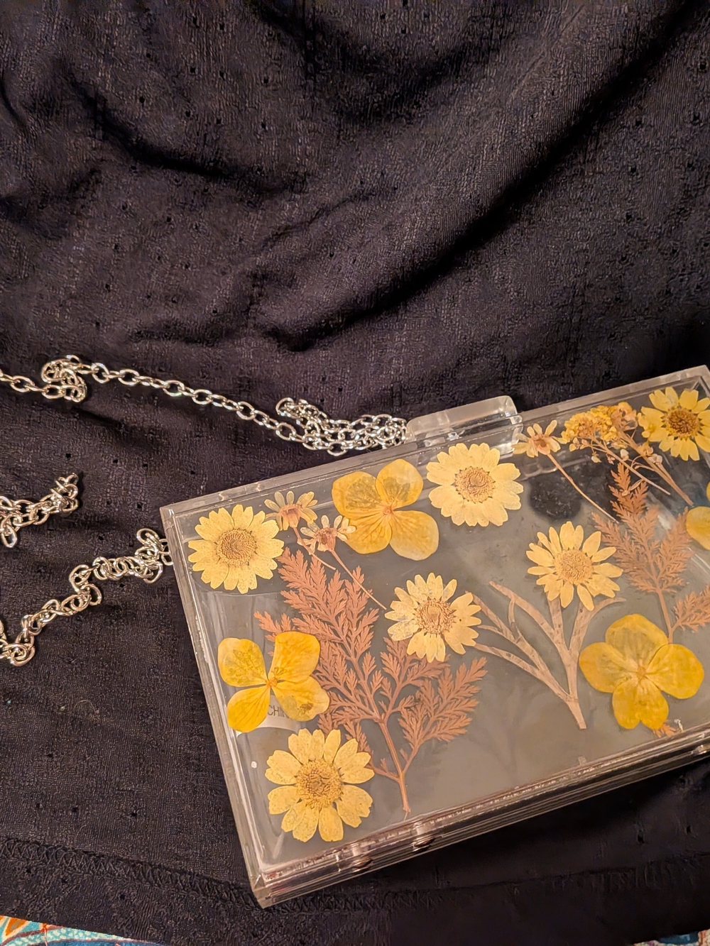 Source Unknown Clear Acrylic Floral Pressed-Dried Flower Clutch with Chain - Picture 2 of 3